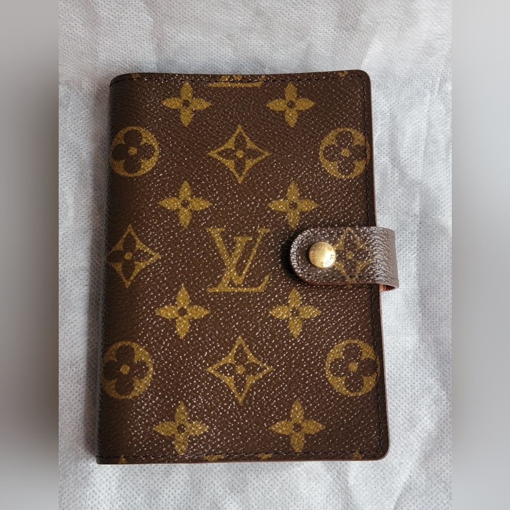 Louis Vuitton Monogram Canvas Small Ring Agenda Cover - Picture 14 of 16